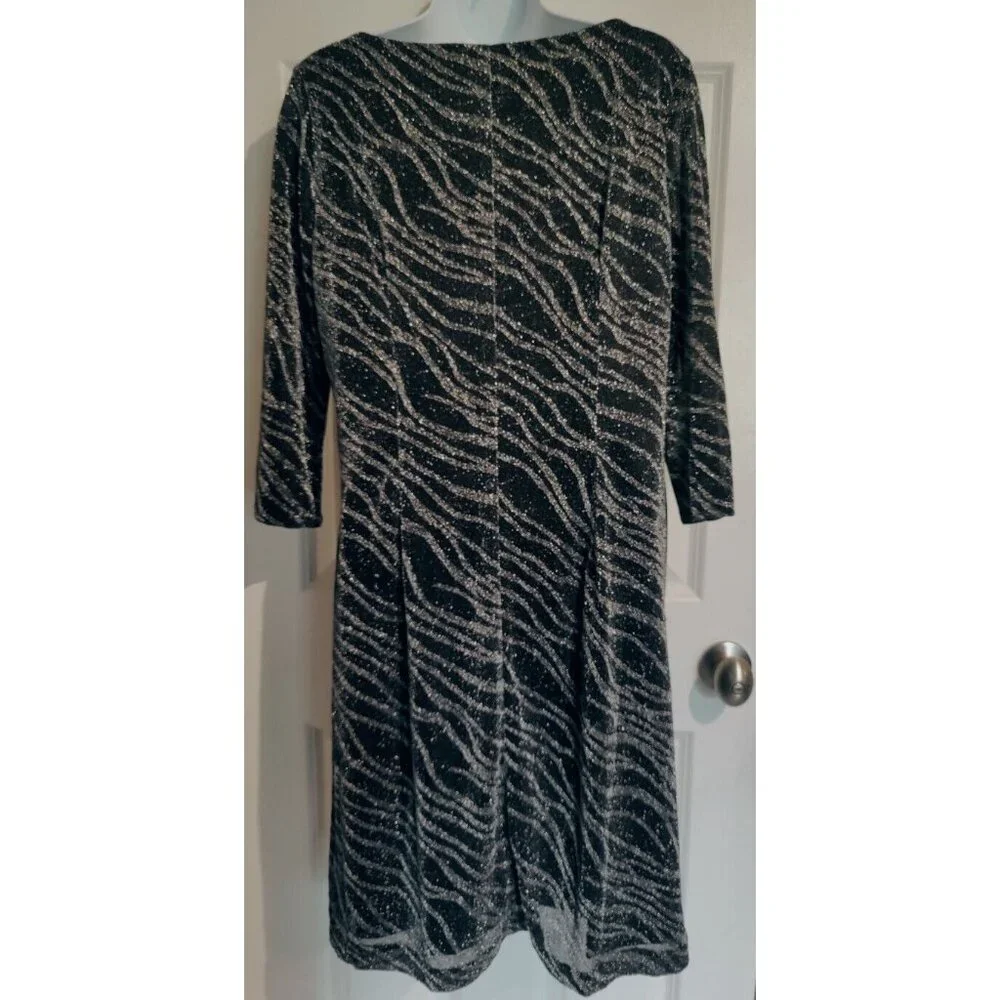 Black Label Evan Picone Black Silver 3/4 Sleeve Knee-Length Shift‎ Dress 6